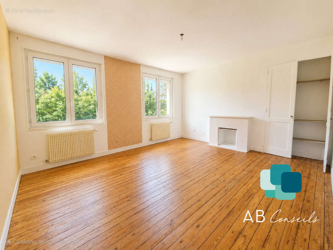 Maison 139 m² à Longuerue  - photo 9