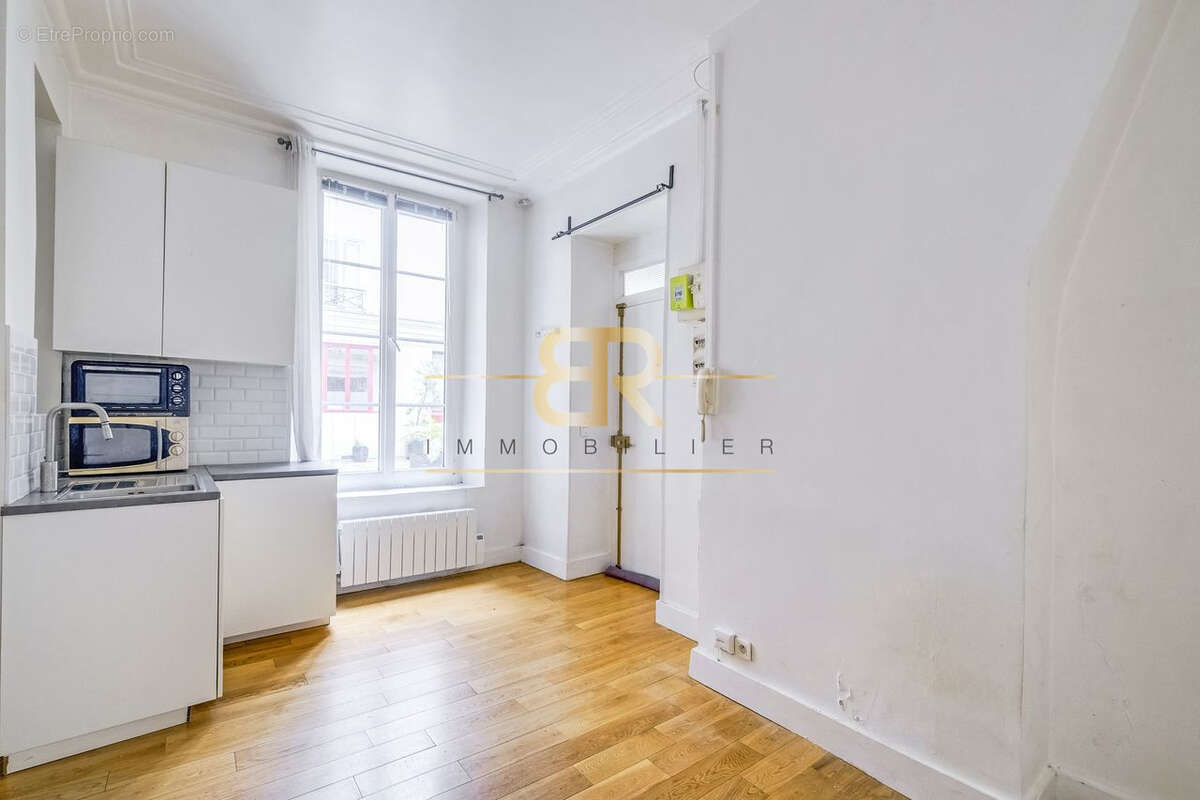 Appartement à PARIS-9E