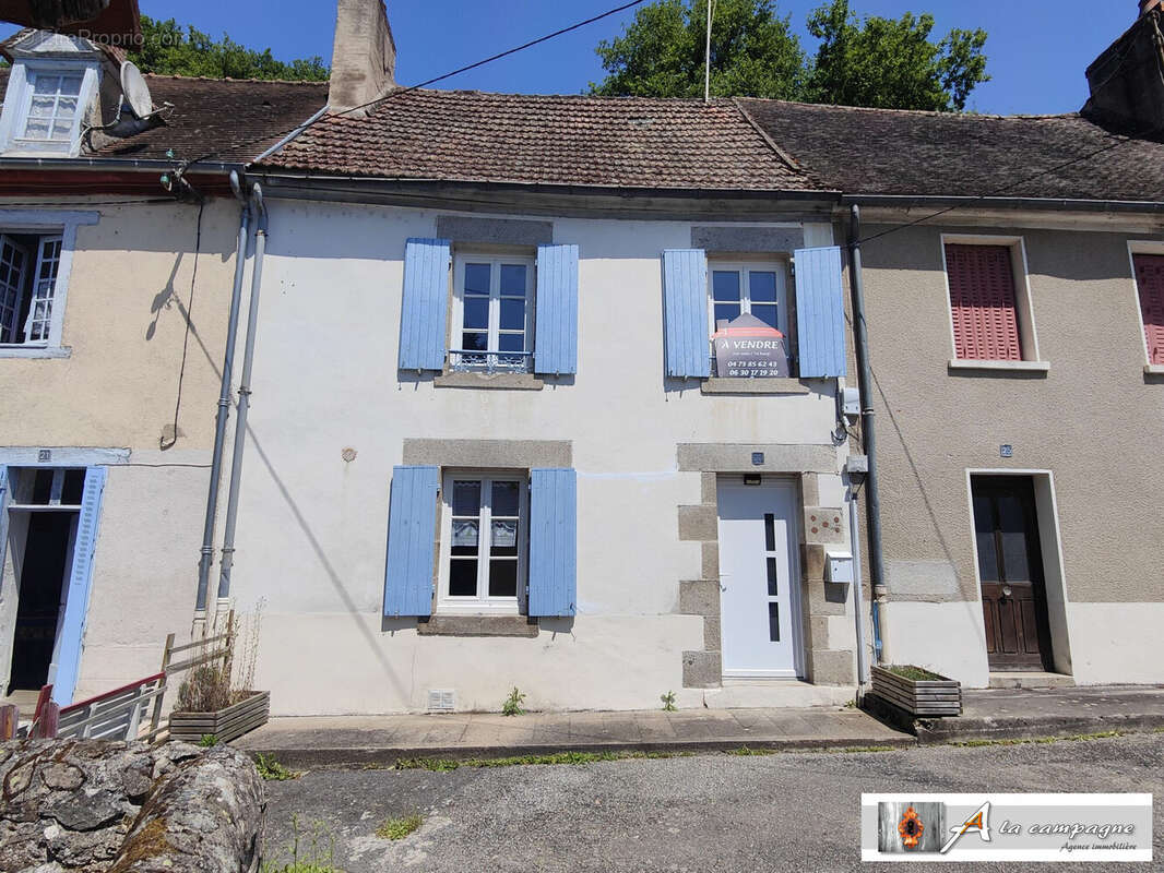 Maison à CHAMBON-SUR-VOUEIZE