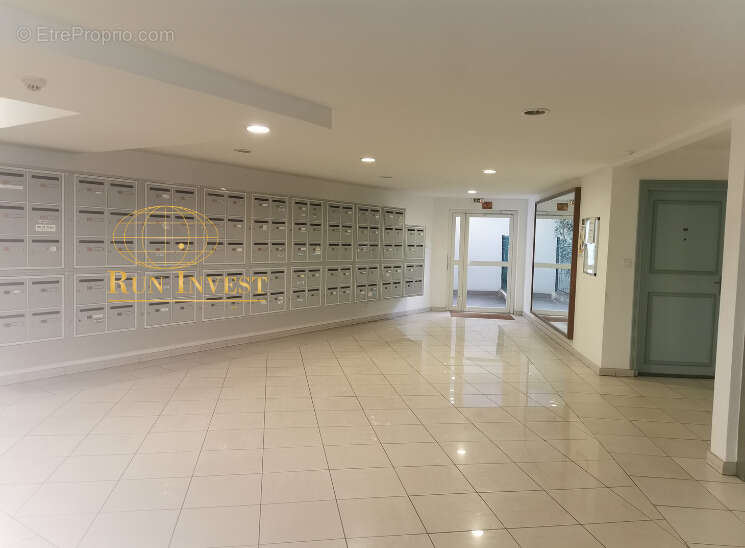 Photo 3 - Appartement à SAINT-DENIS