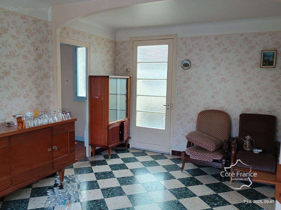 Maison à SAINT-QUENTIN