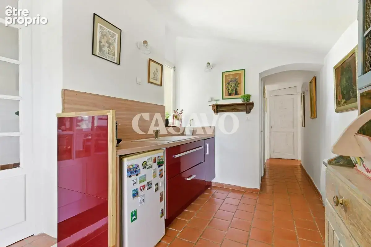 Vente Maison 7 pièces de 162m² - 13840 Rognes - photo 11
