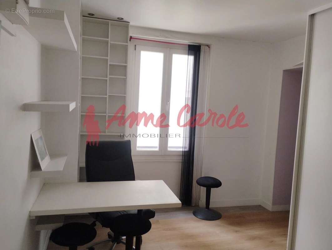 Appartement à PARIS-20E