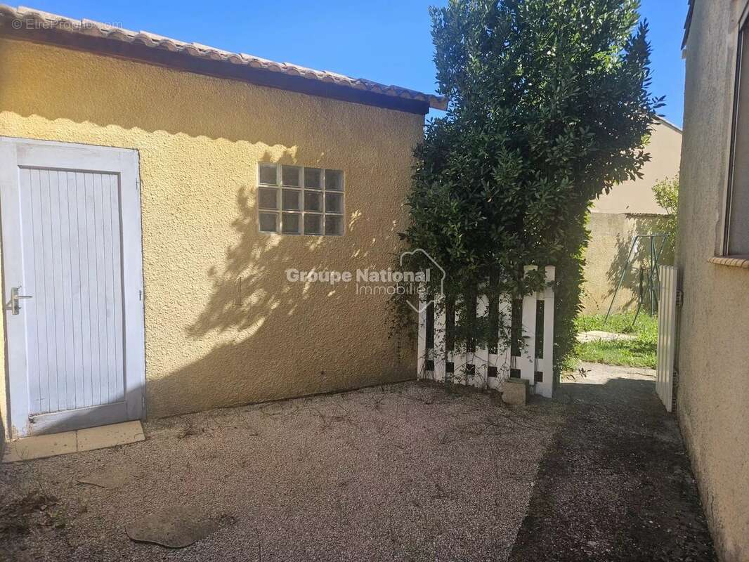 Maison à JONQUIERES