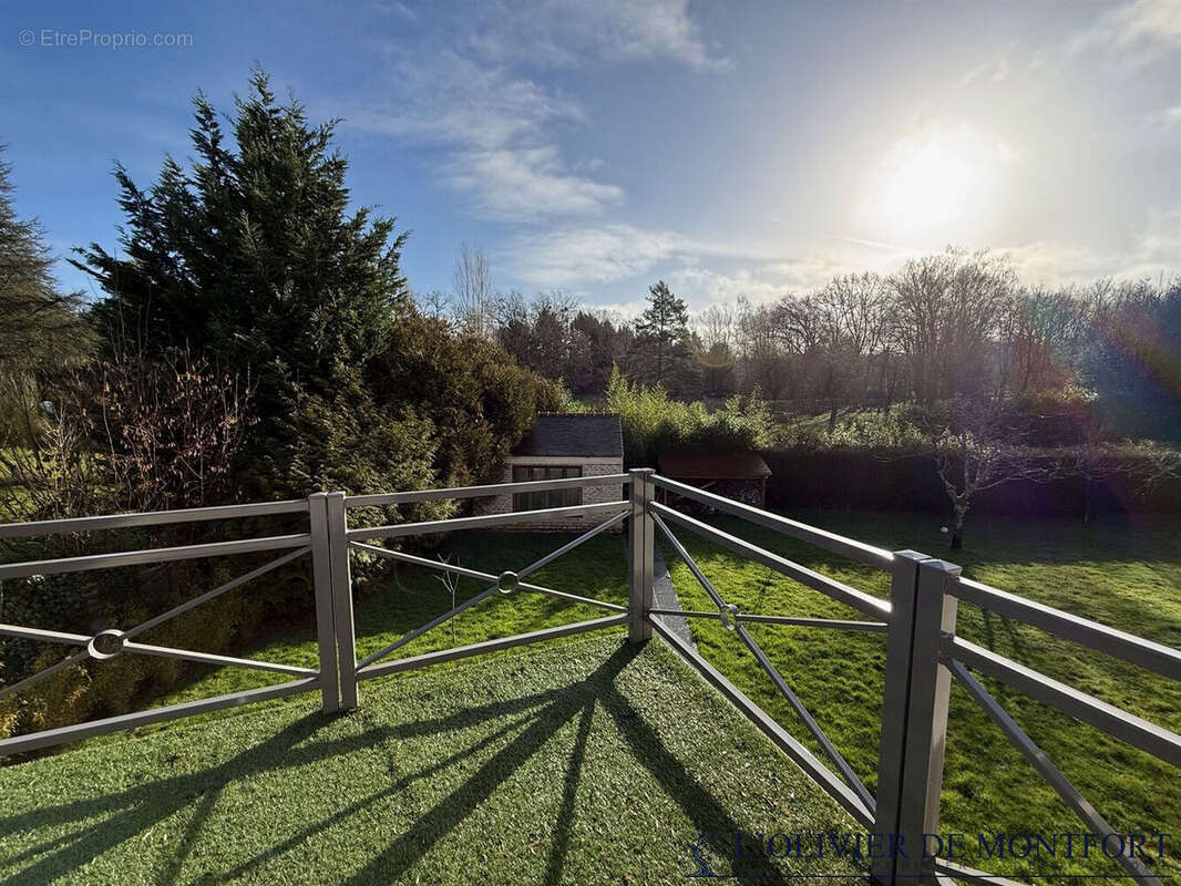 Maison à MONTFORT-L'AMAURY