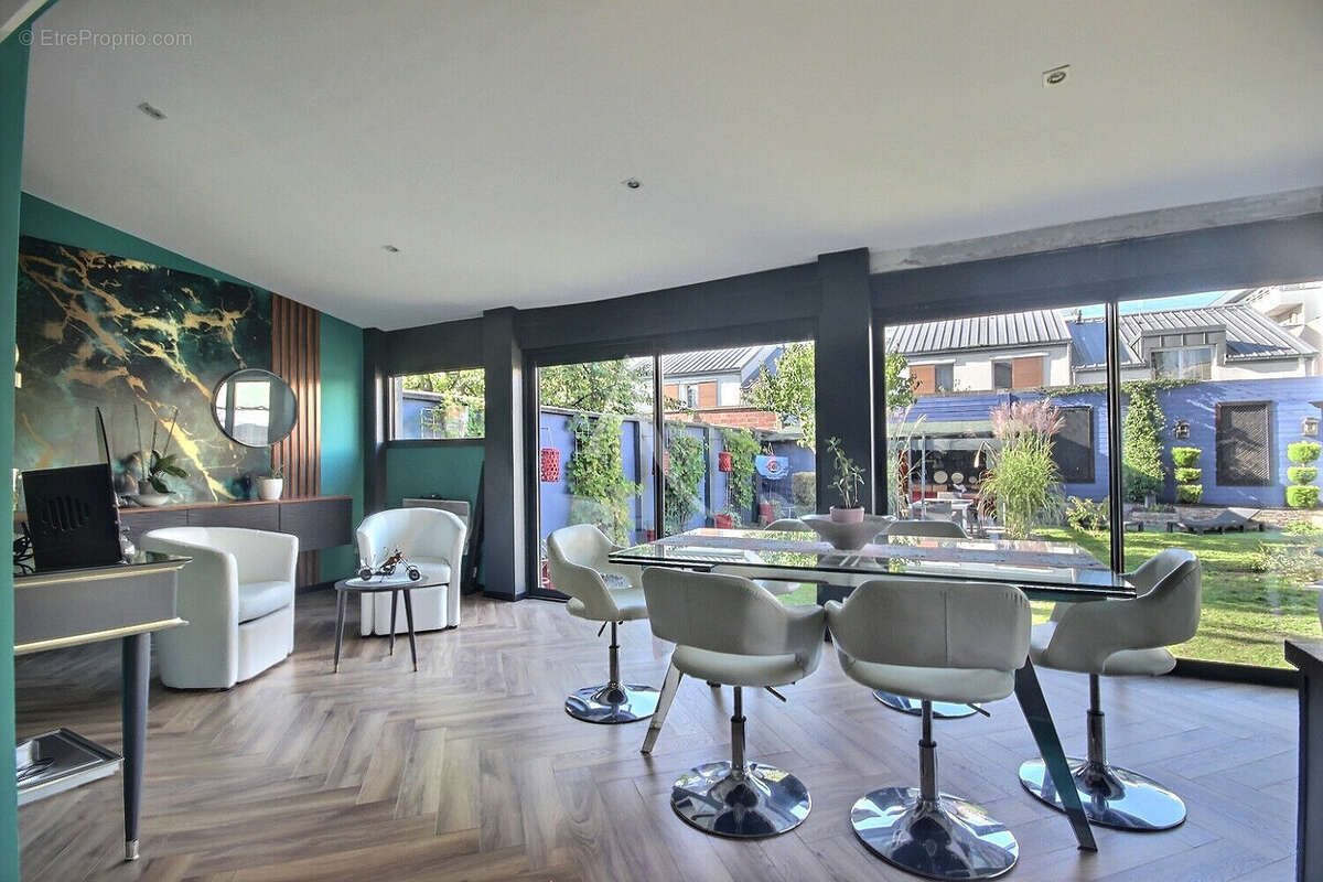 Maison à CONFLANS-SAINTE-HONORINE