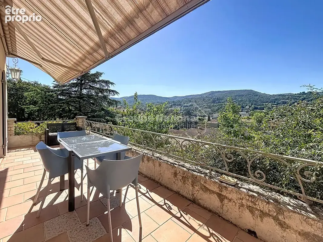 APT - vue panoramique et beaux volumes - photo 8