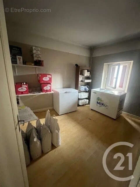 Autre à ARPAJON-SUR-CERE