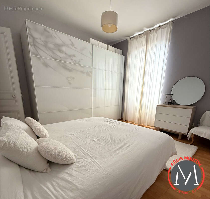 Appartement à LYON-8E