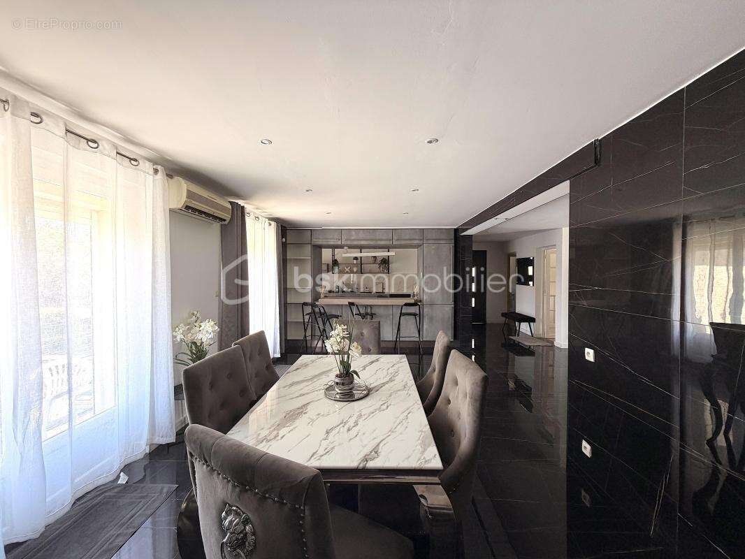 Propriété avec piscine, studio et T2 indépendant à Fabrègues --- - photo 4