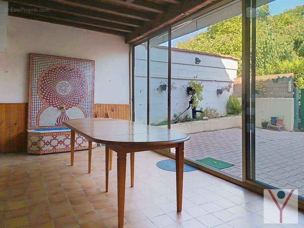 Maison 148 m² à Villars-Les-Dombes  - photo 2