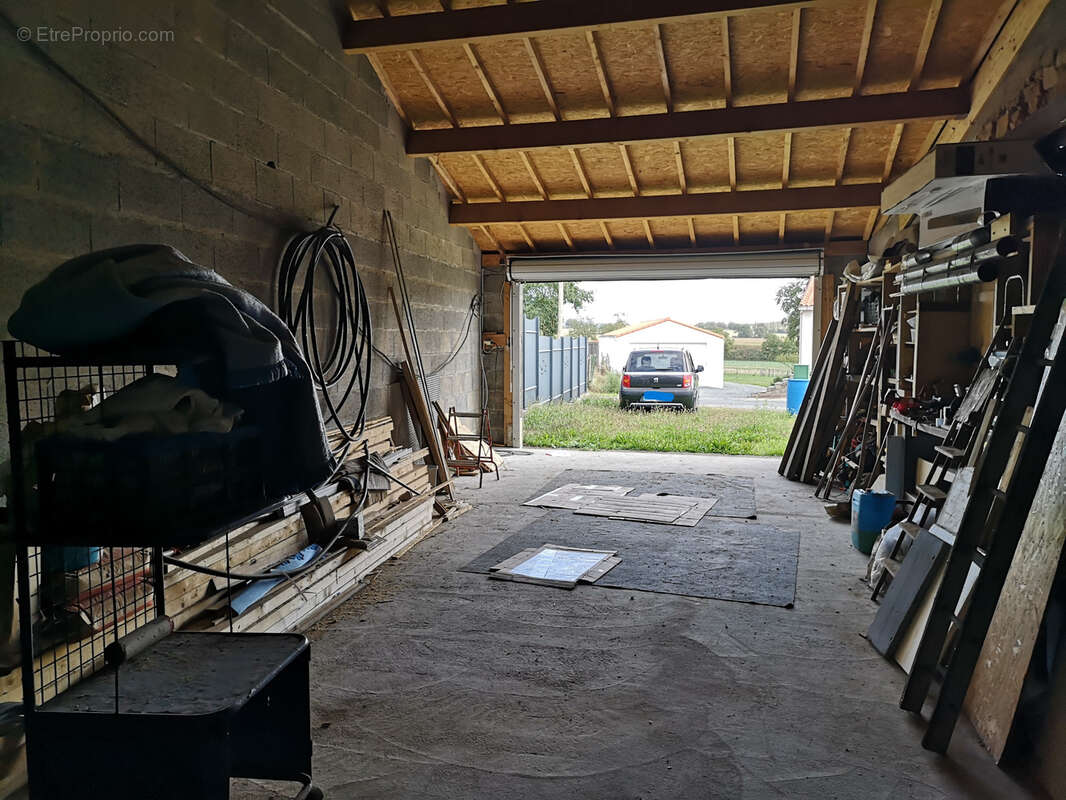 Maison à BEAUREPAIRE