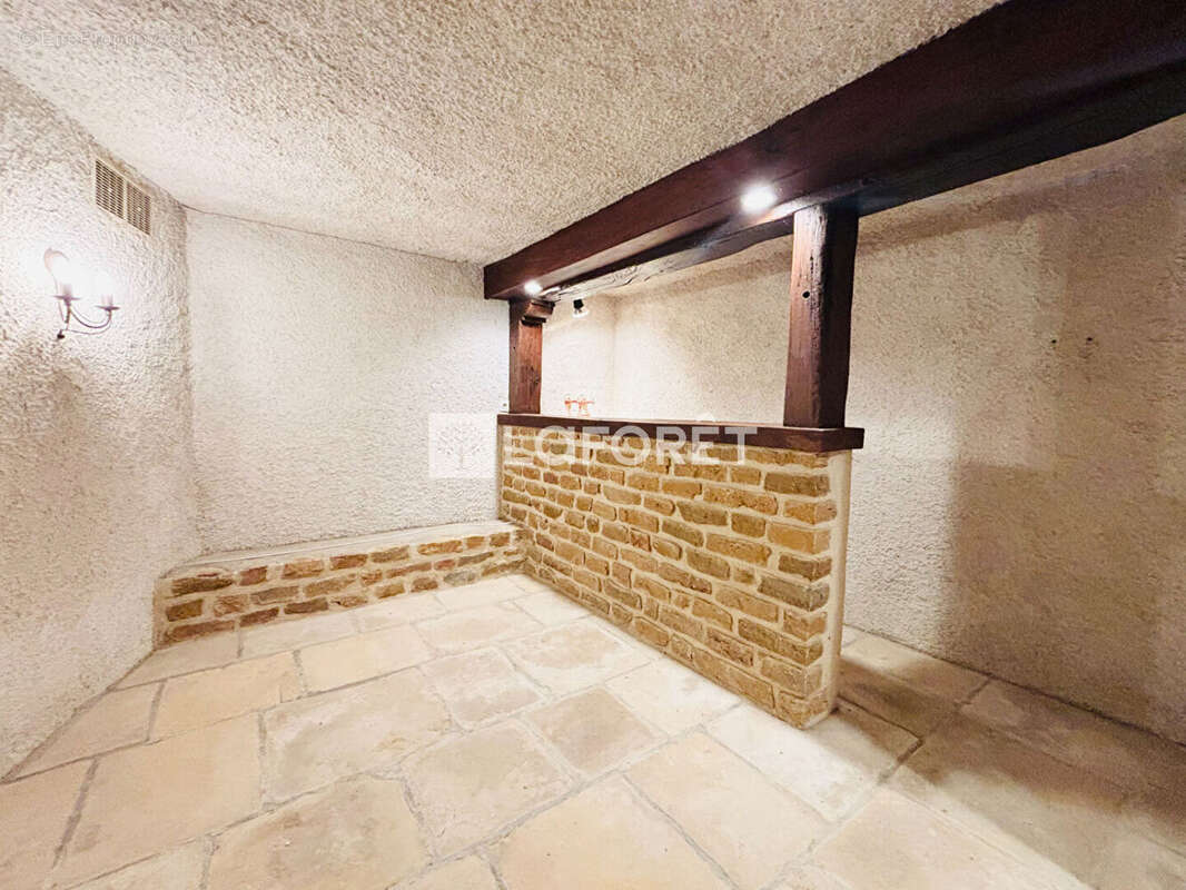 Maison à SAINT-MAURICE-LES-CHATEAUNEUF