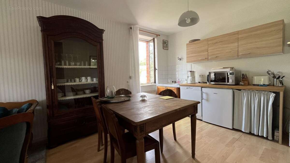 Maison à CUSSY-EN-MORVAN