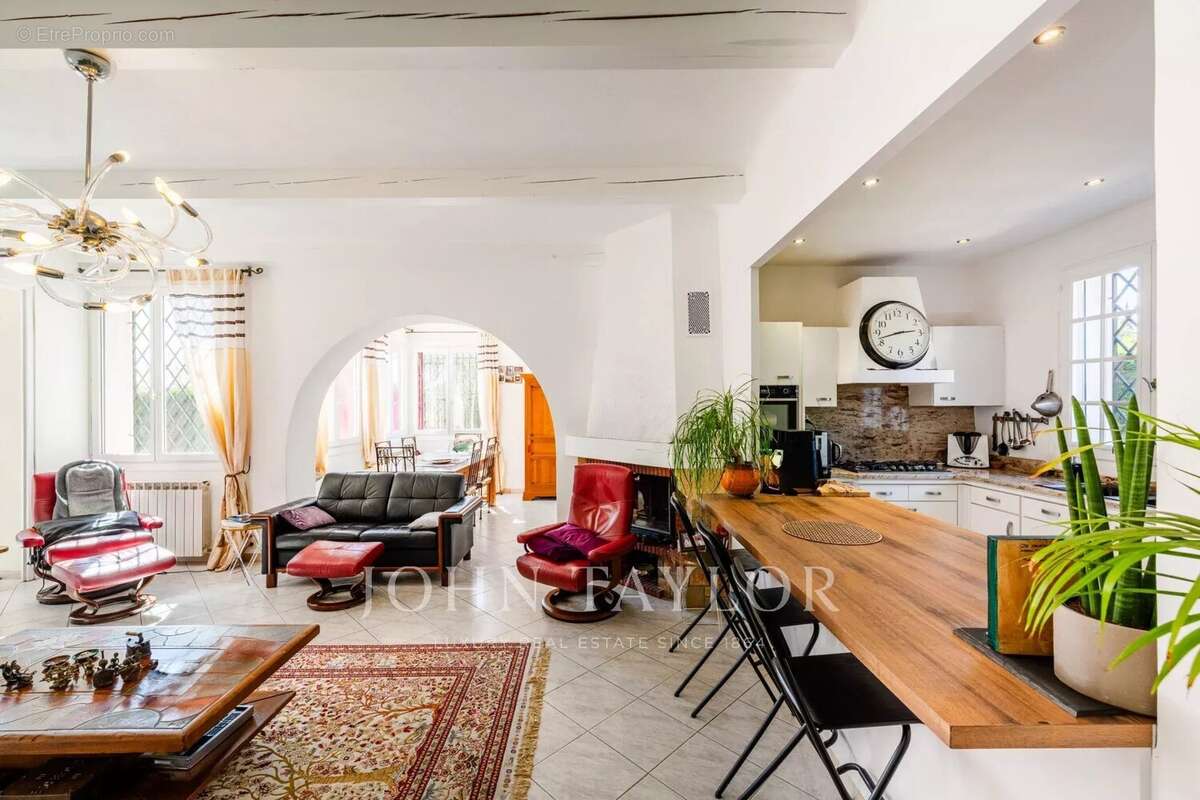 Maison à AIX-EN-PROVENCE