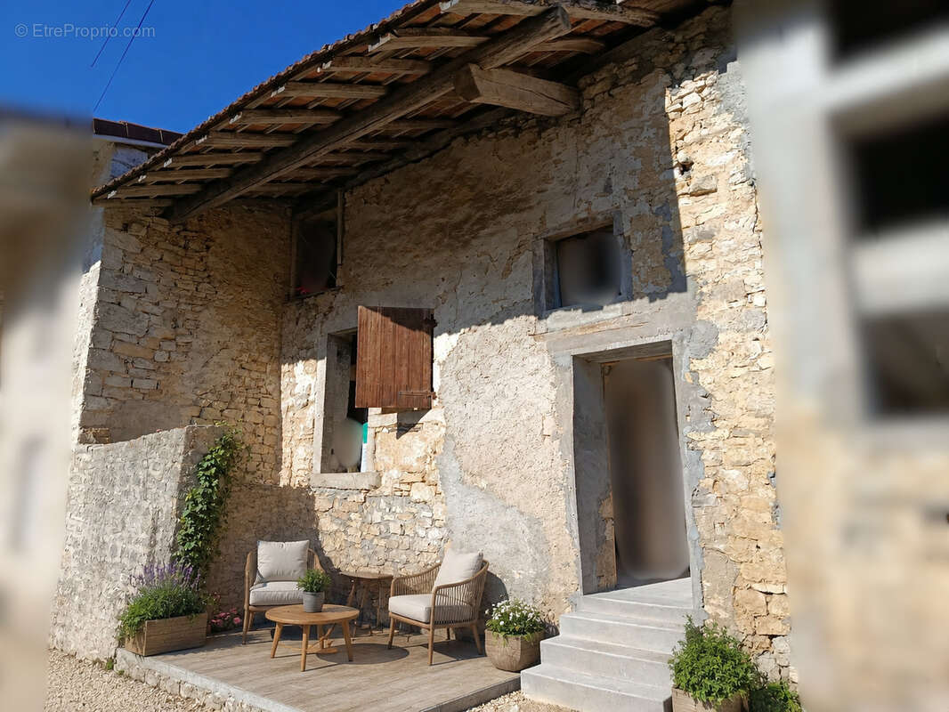 Maison à BOHAS-MEYRIAT-RIGNAT