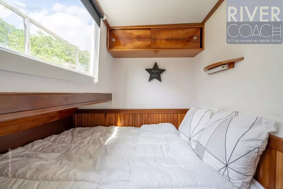 Péniche à vendre à Asnières-sur-Seine dans un port sécurisé - photo 7