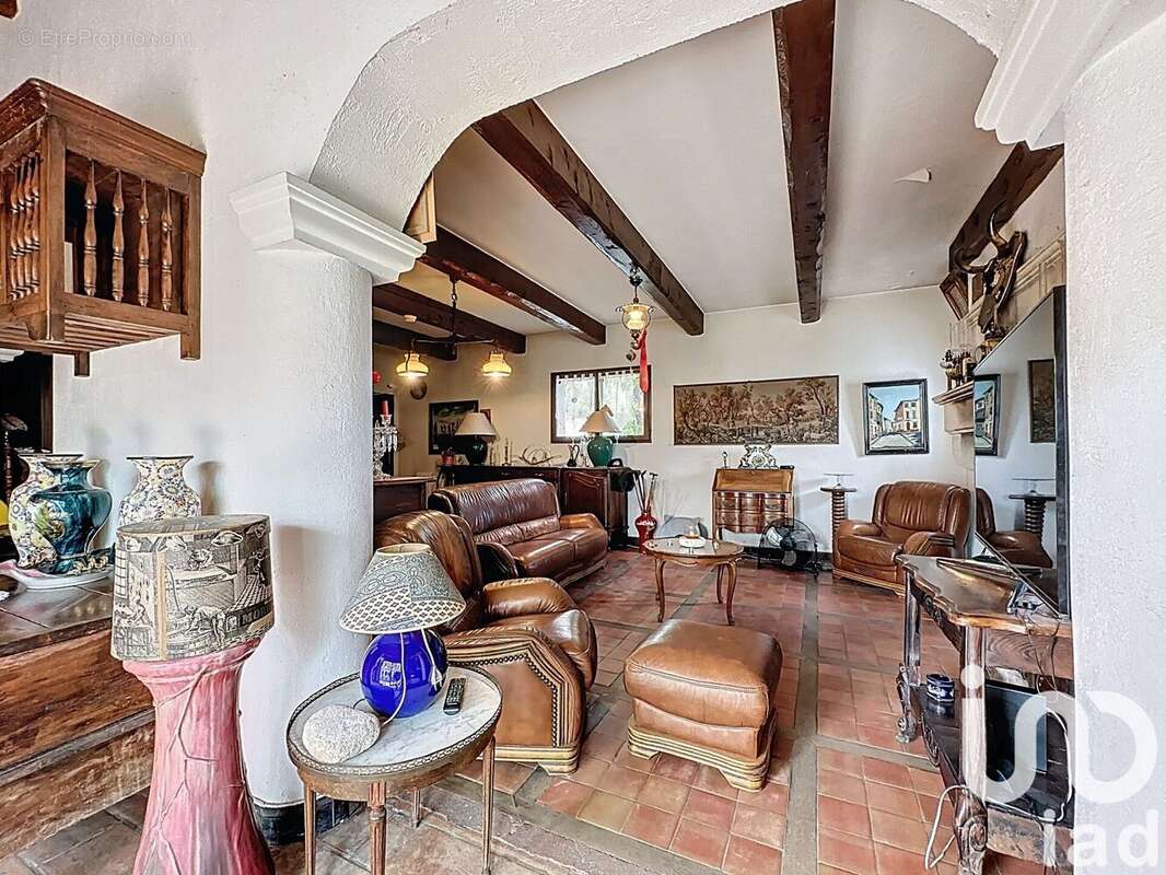 Photo 3 - Maison à JONQUERETTES