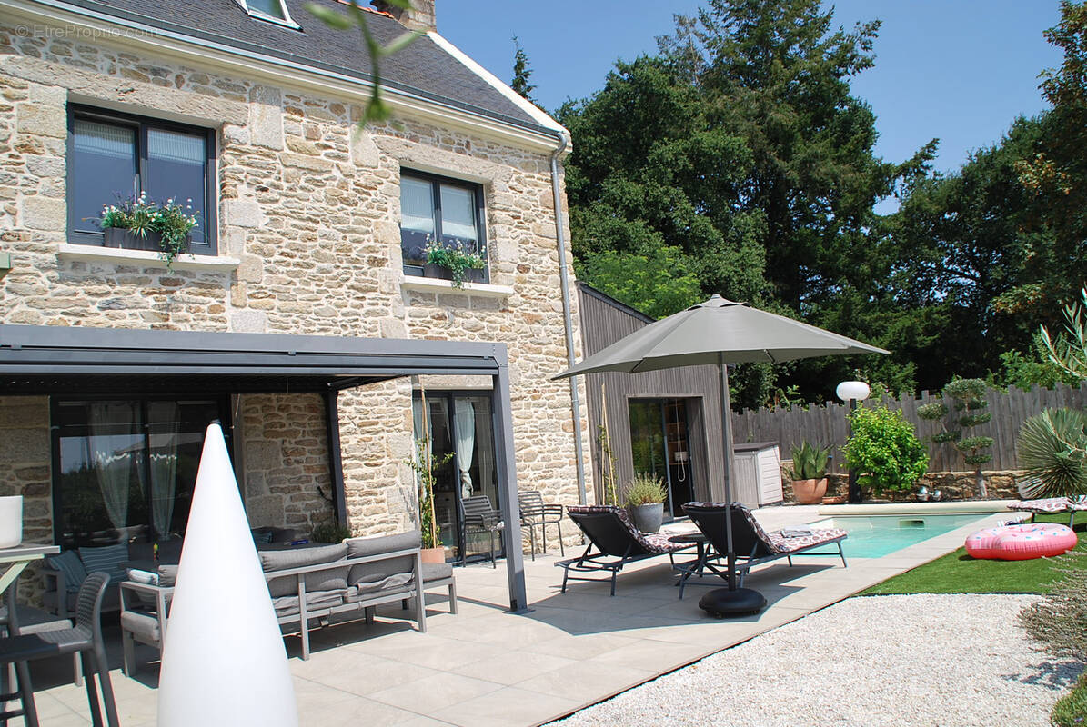 Maison à SAINT-AVE