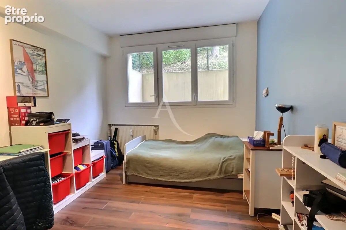 DUPLEX FAMILIAL de 120 m2 - Quartier Les Côtes - 5 chambres - photo 13