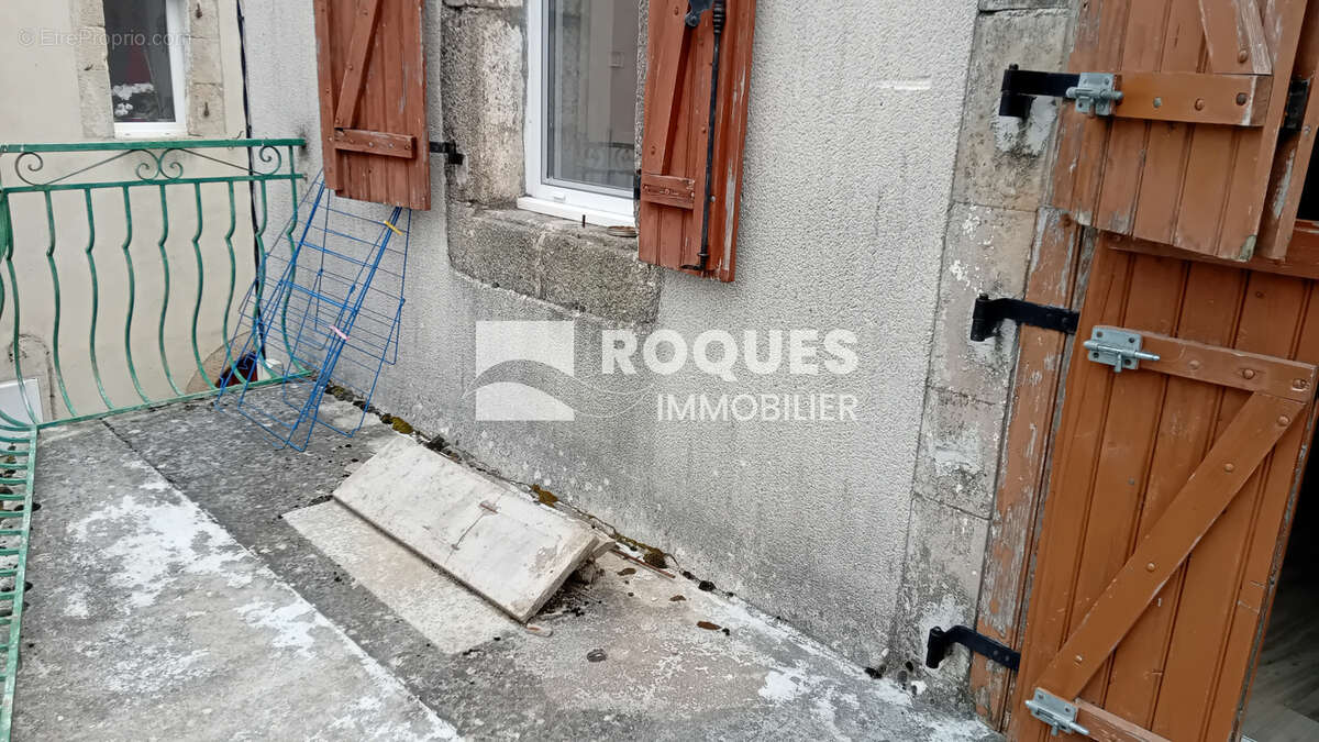 maison rénovée  T3 de village à Lanuéjols (30750) - photo 18