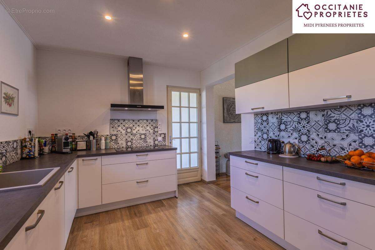 Maison à LEZIGNAN-CORBIERES