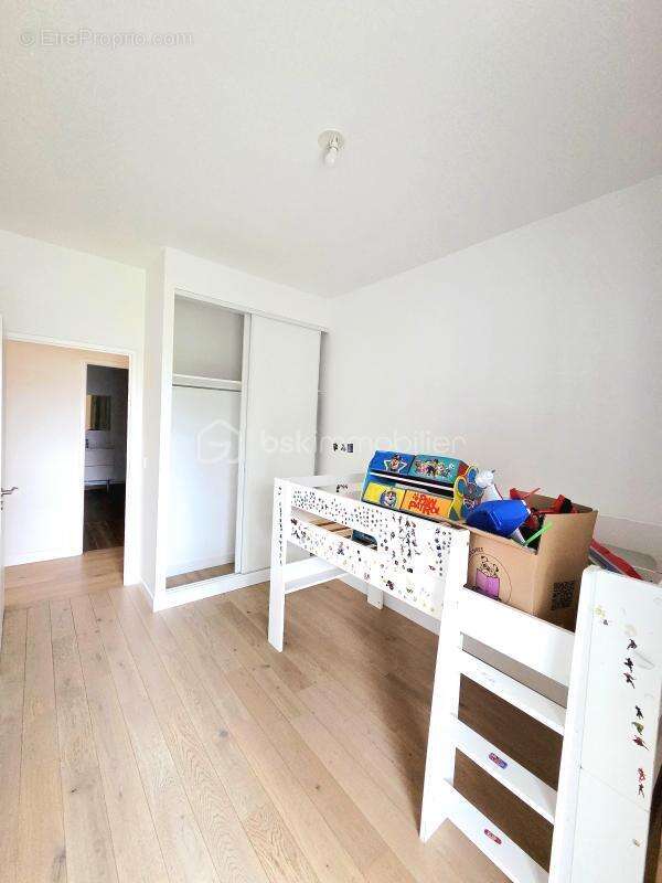 Appartement à RUEIL-MALMAISON