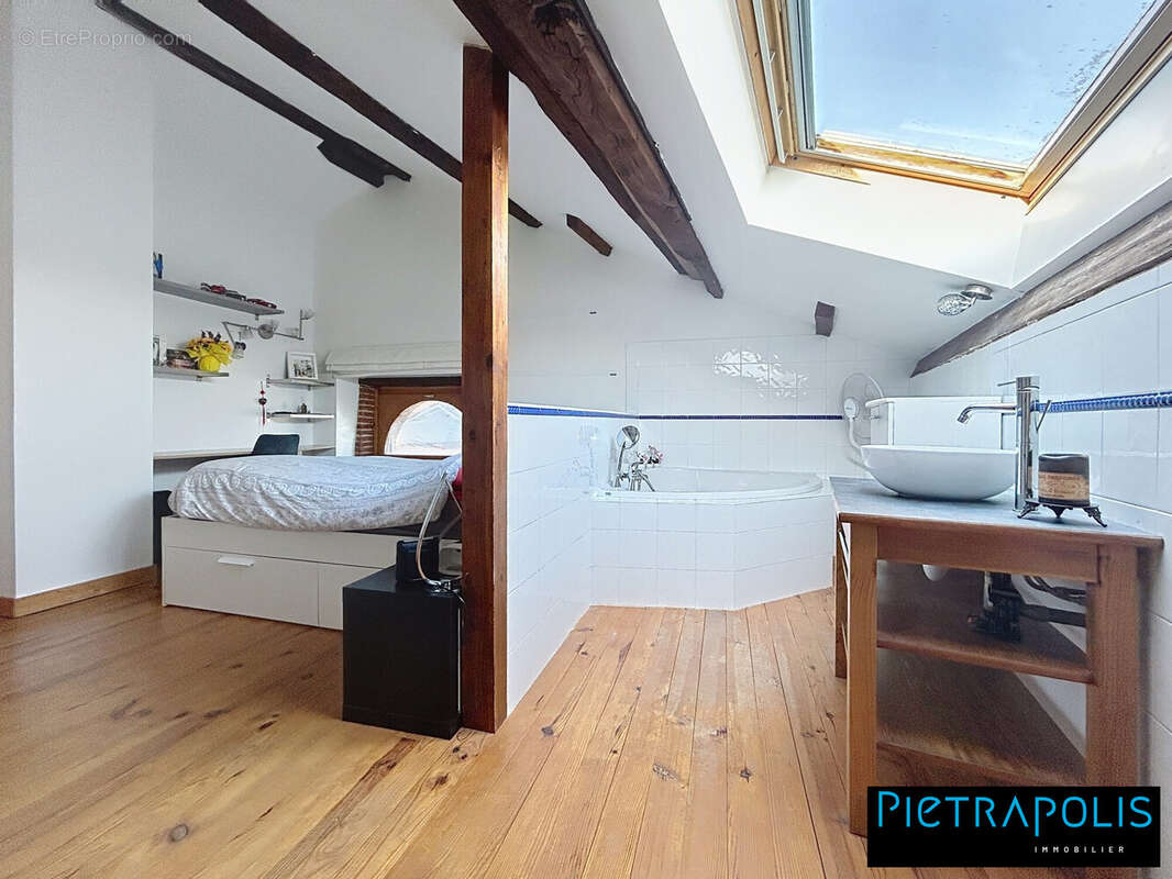 Appartement à VAUGNERAY
