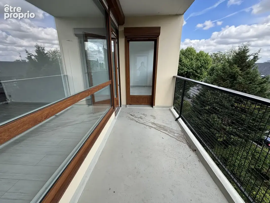 Parc barbieux joli type 4 avec 2 balcons, cave & parking - photo 3