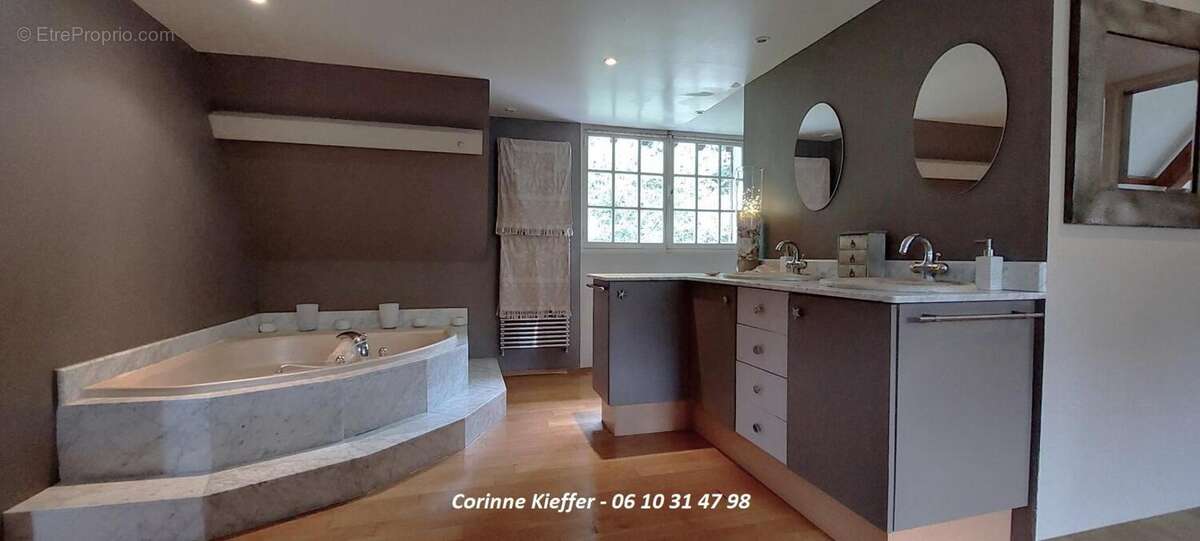 Maison à MONTLIGNON