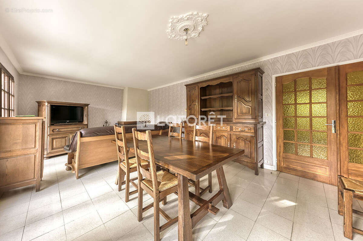 Maison à PONTAULT-COMBAULT