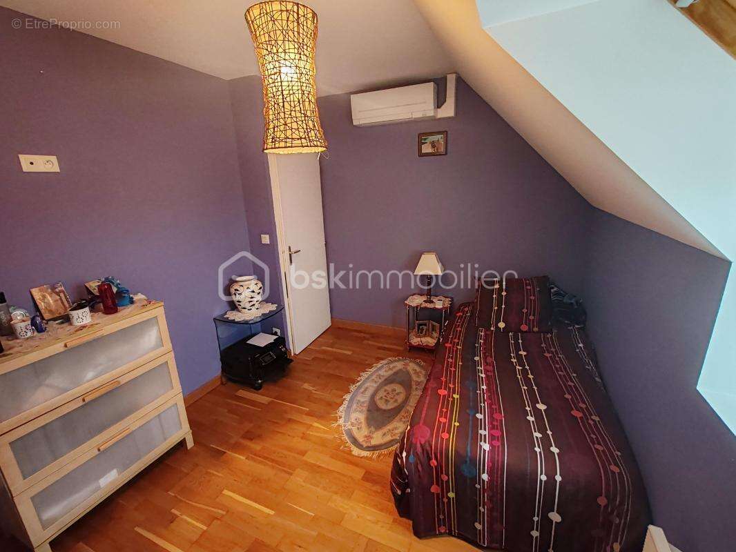 Maison à NANTEUIL-LE-HAUDOUIN