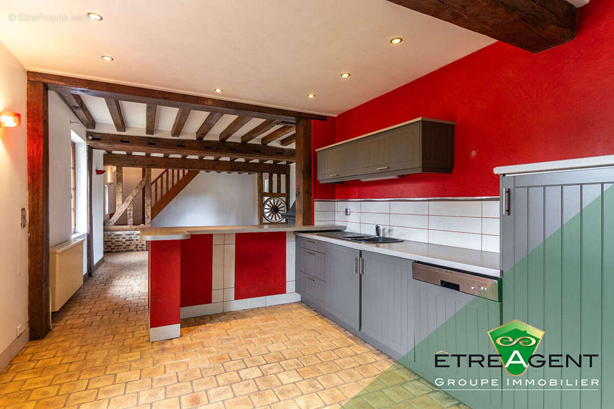 Maison à SAINTE-MARGUERITE-DE-L'AUTEL