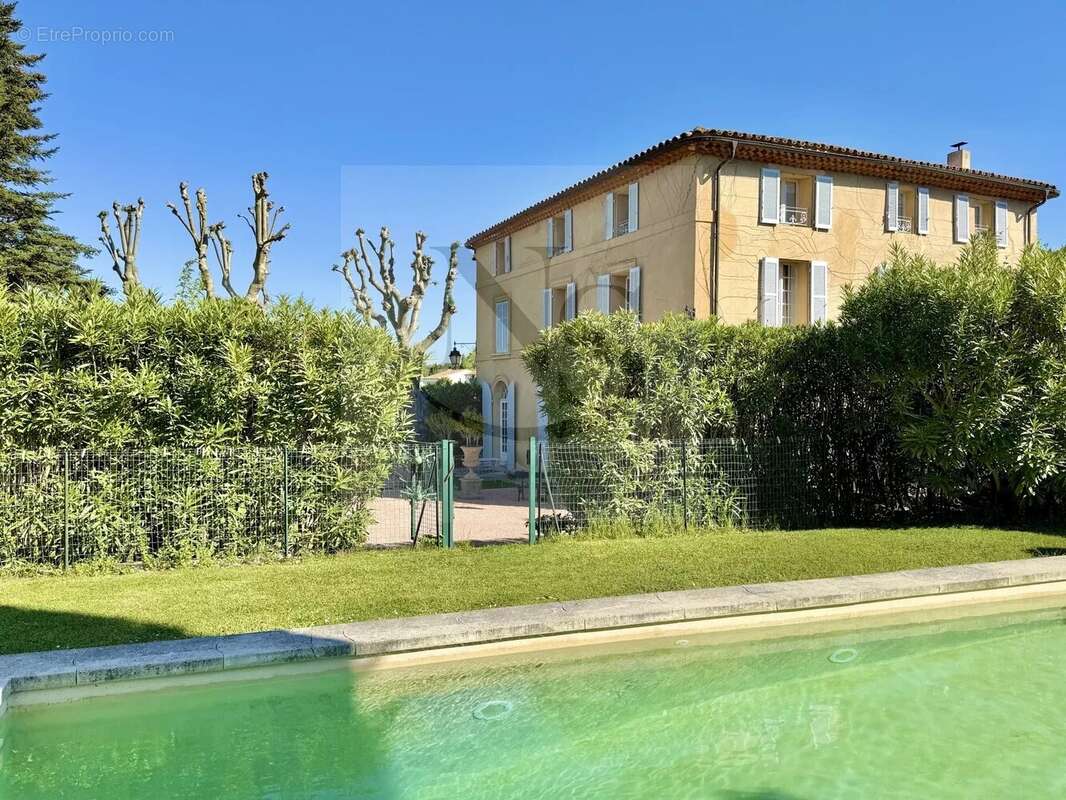 Maison à AIX-EN-PROVENCE
