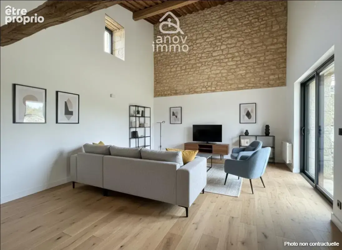 Maison charentaise en pierres à rénover La Couronne (15 min - photo 3
