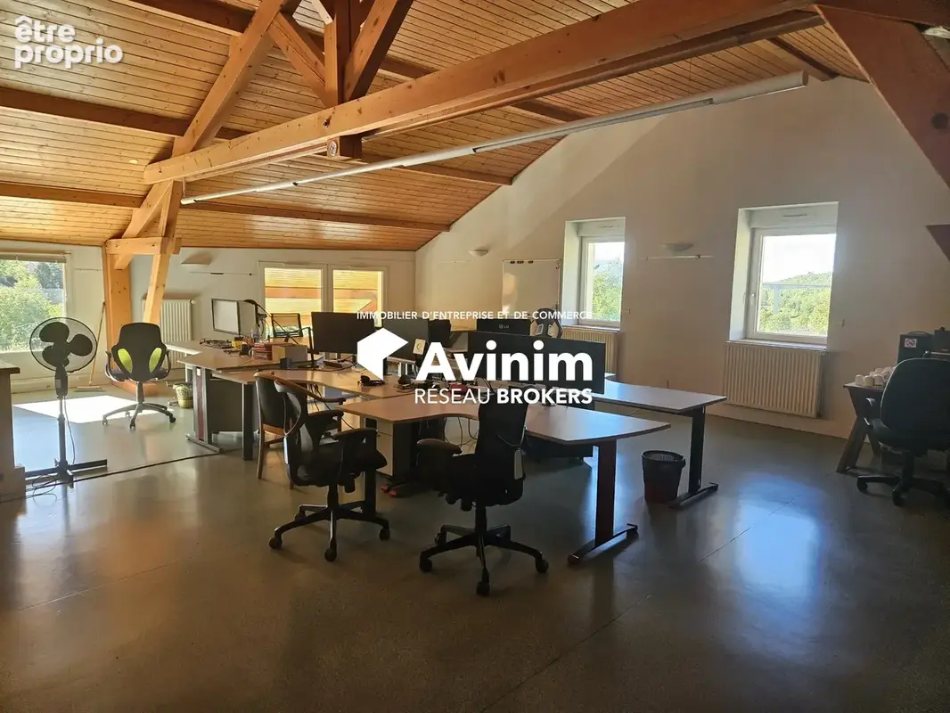 Commerce 288 m² à vendre à Villards-D'heria (39260) - photo 3