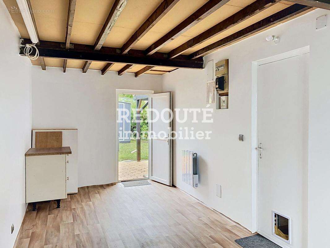Muizon – maison renovee avec fort potentiel d'evolution - photo 11