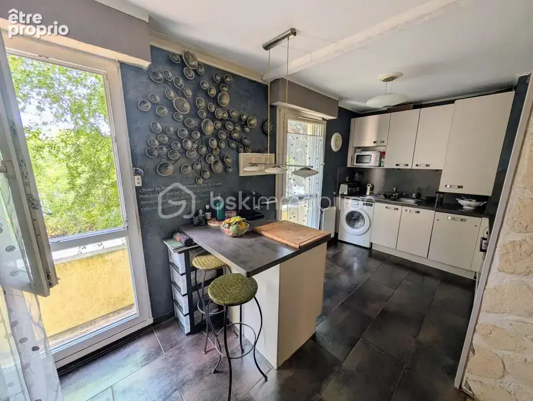 Lognes – la maillière – f3 avec terrasse sud/ouest et box - photo 3