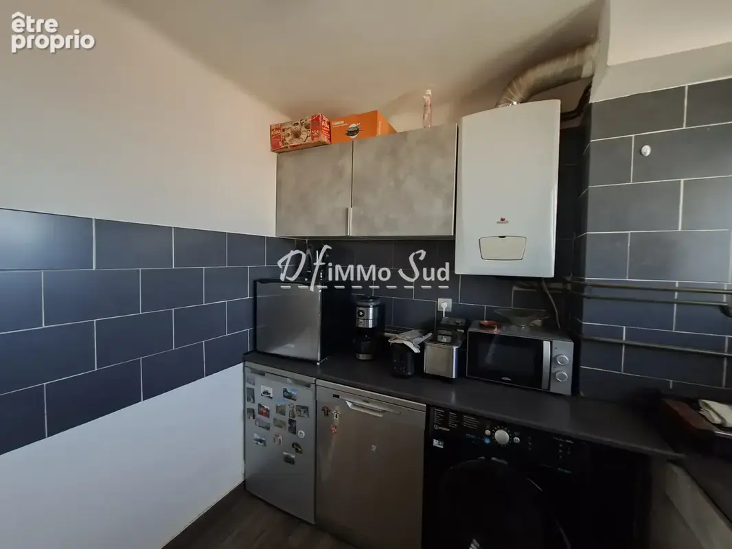 Appartement t3-plein sud-vue panoramique exceptionnelle sur narbonne-1 place de parking+cave-secteur egassiair - photo 8
