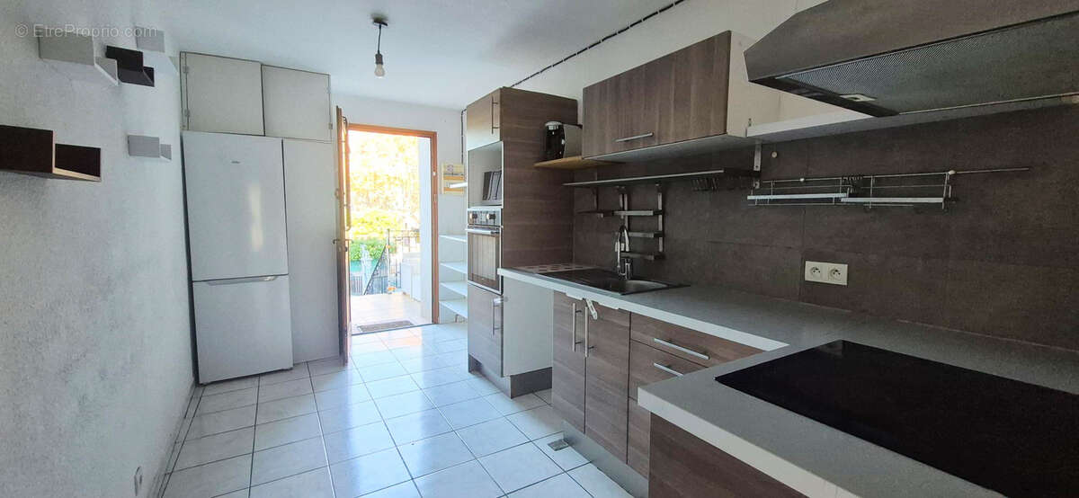 Appartement à LE CASTELLET