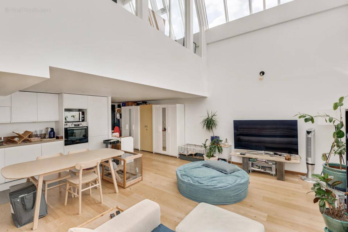 Appartement à COLOMBES
