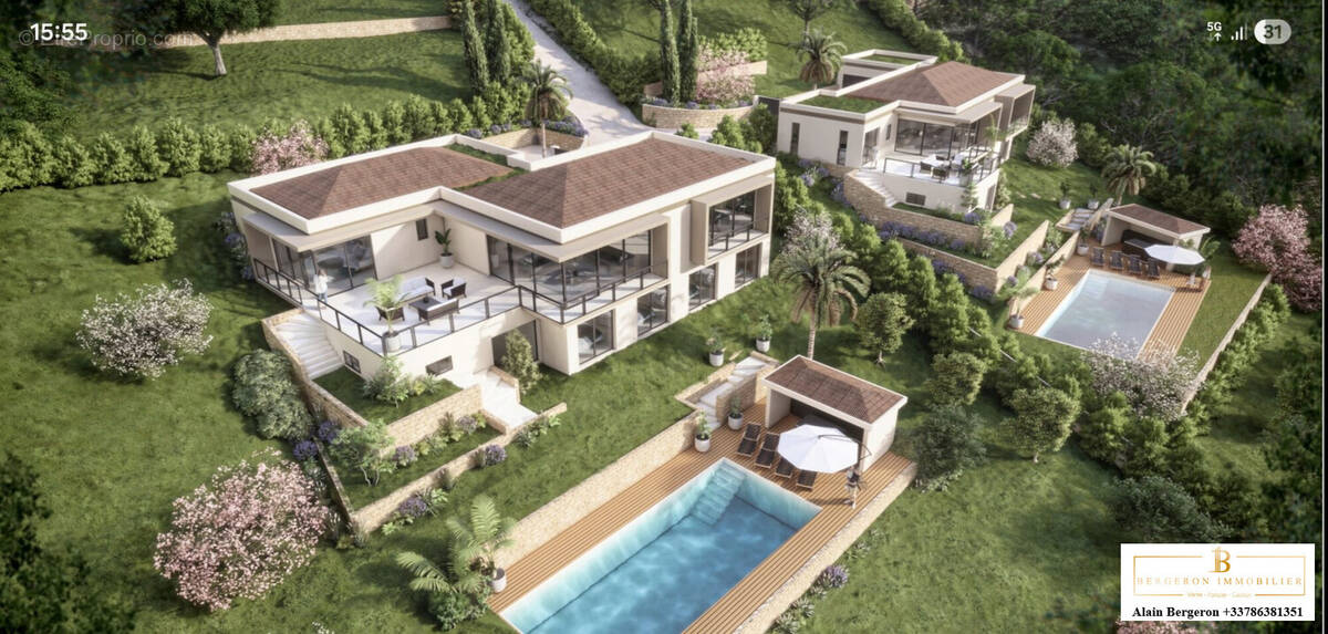 Terrain à MOUGINS