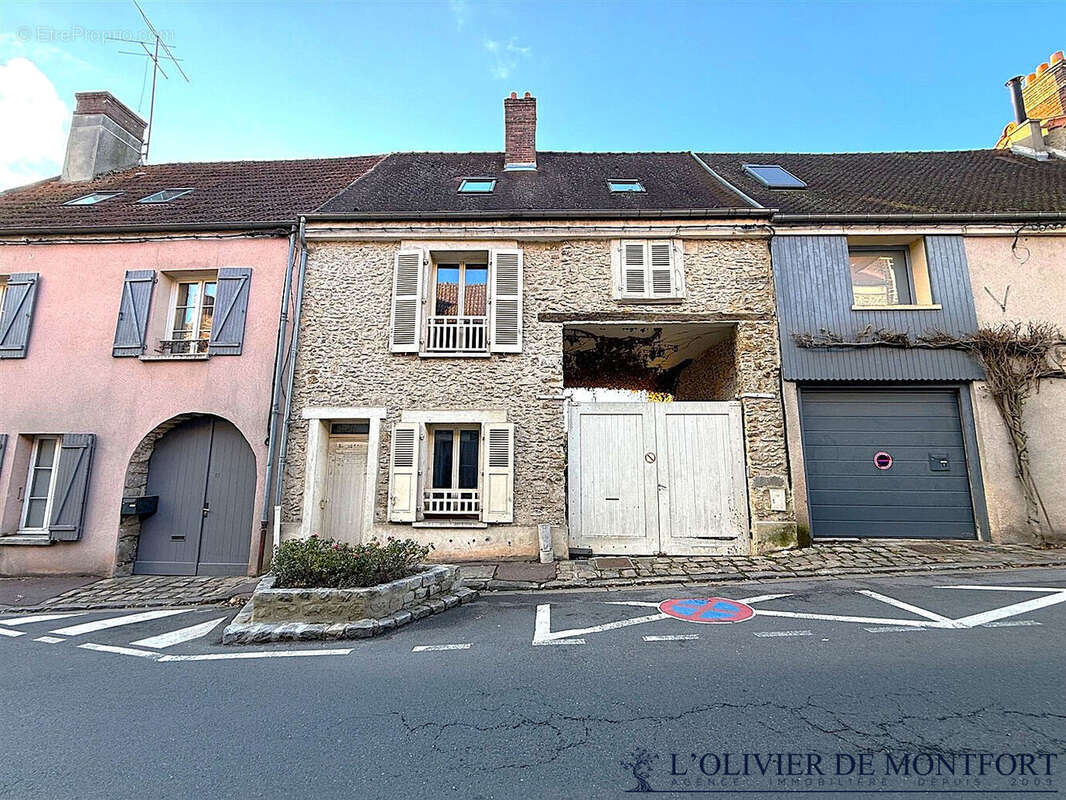 Maison à MONTFORT-L'AMAURY