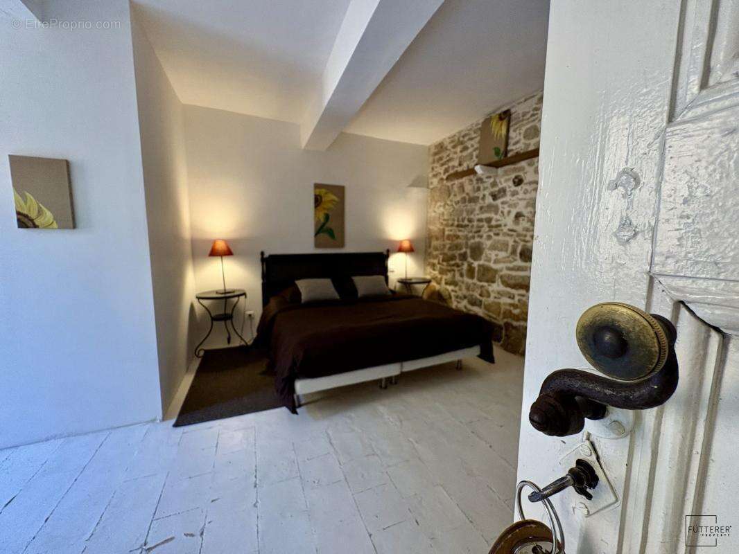 Maison à LEZIGNAN-CORBIERES