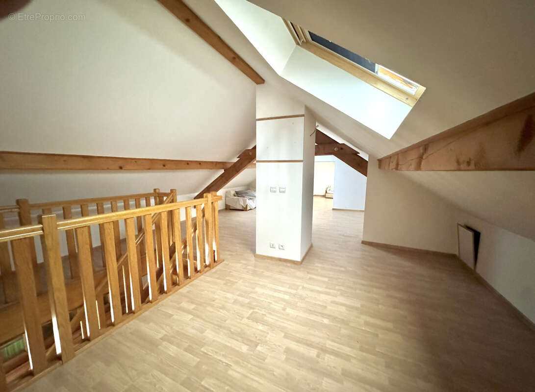 Maison à ALLONZIER-LA-CAILLE