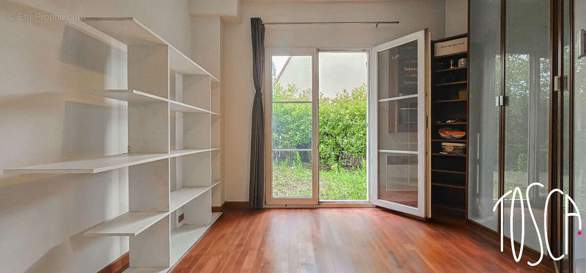 Appartement à THIAIS