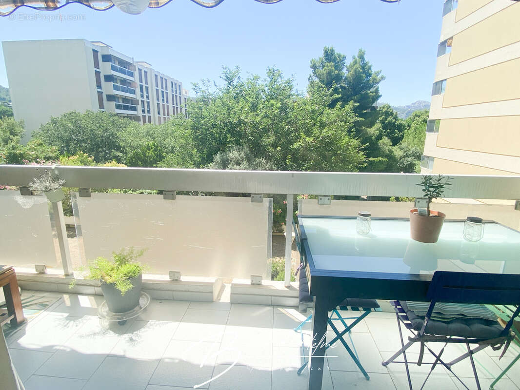 Appartement à MARSEILLE-9E