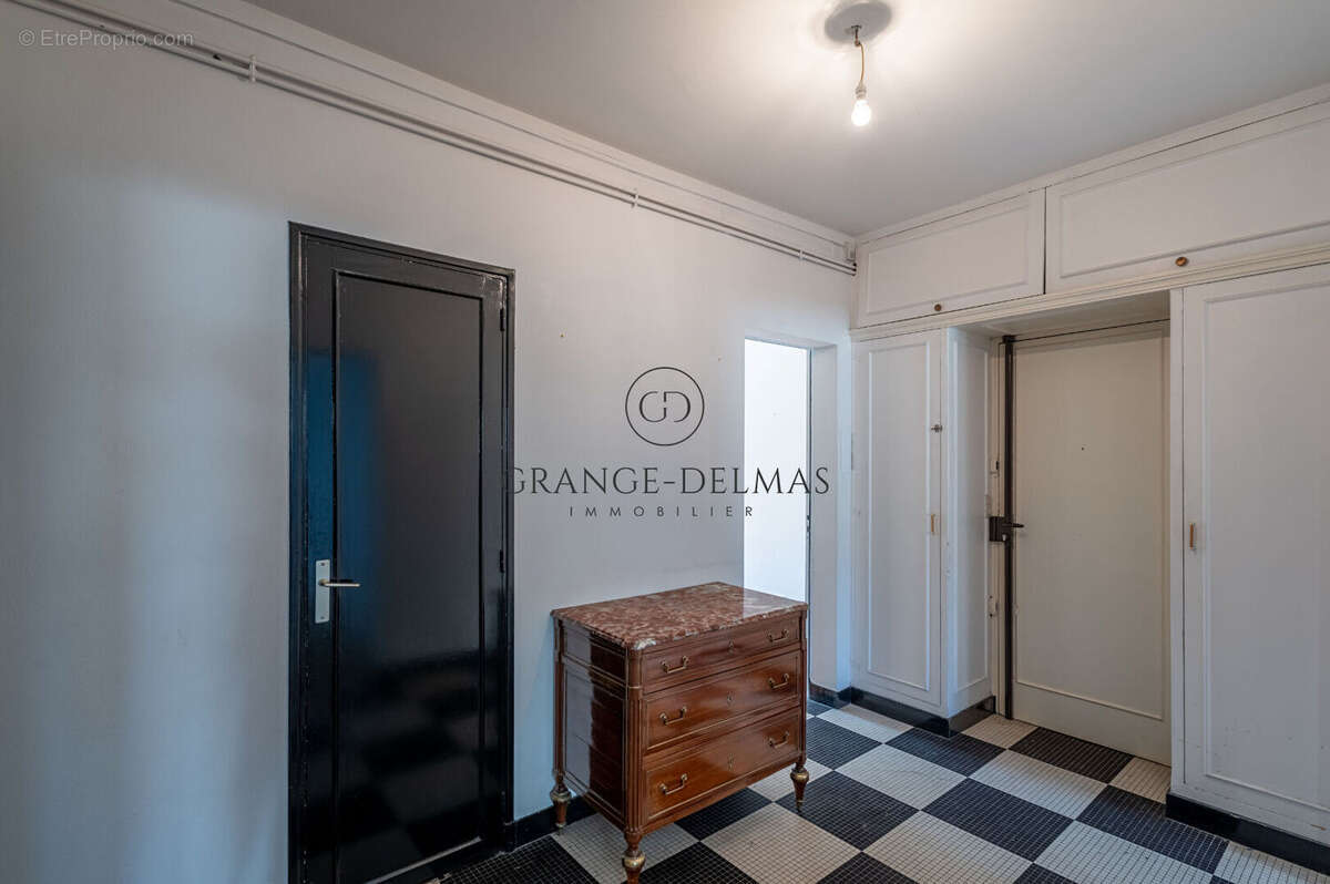 Appartement  DARCHAND avec terrasse et garage - SAINT SEURIN - photo 7