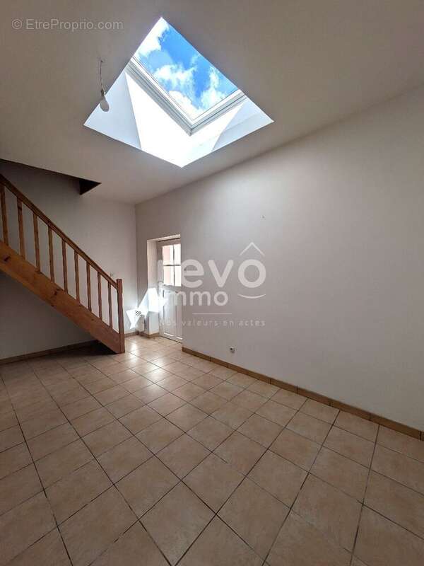 Maison à SAINT-COLOMBAN