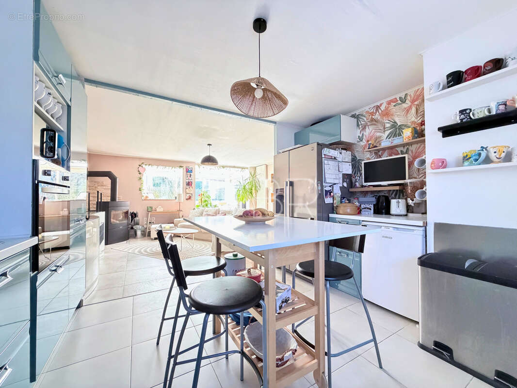 Maison T6 avec garage - photo 7